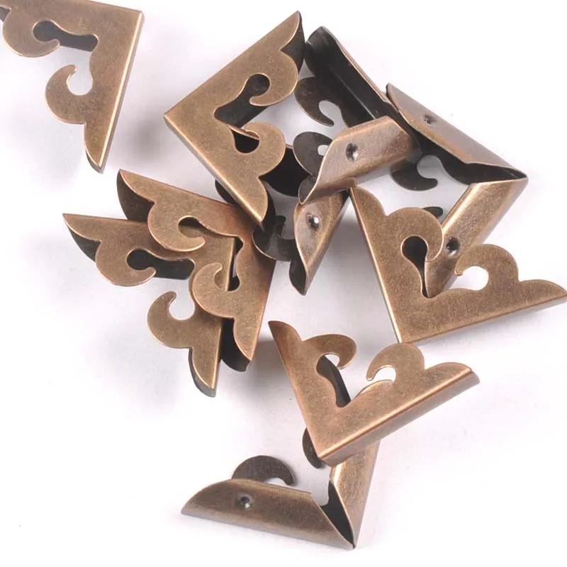 10Pcs 27x27x6mm Bronze Metal Trilateral Corner Book Corners For Box Albums Menus Corner Protector Diy Folders Edge Cover C1731
10Pcs 27x27x6mm Bronze Metal Trilateral Corner Book Corners For Box Albums Menus Corner Protector Diy Folders Edge Cover C1731