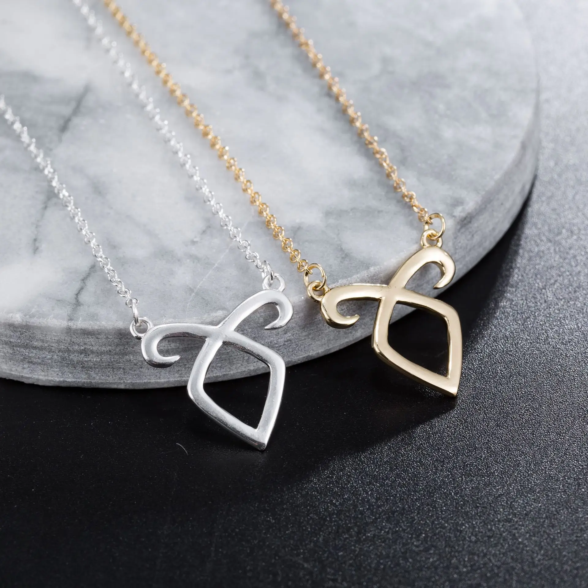 Movie City of Bones Stainless Steel Necklace Angelic Forces Power Rune Pendant Inspired By The Mortal Instruments Shadow hunter
Movie City of Bones Stainless Steel Necklace Angelic Forces Power Rune Pendant Inspired By The Mortal Instruments Shadow hunter