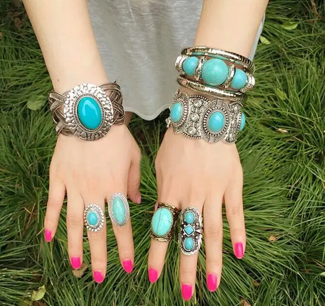 Bohemian Punk Gypsy Tibetan Vintage Metal Elastic Wide Bangles Bracelets Blue Stone Bead Statement Bracelet Handmade Women Men
Bohemian Punk Gypsy Tibetan Vintage Metal Elastic Wide Bangles Bracelets Blue Stone Bead Statement Bracelet Handmade Women Men