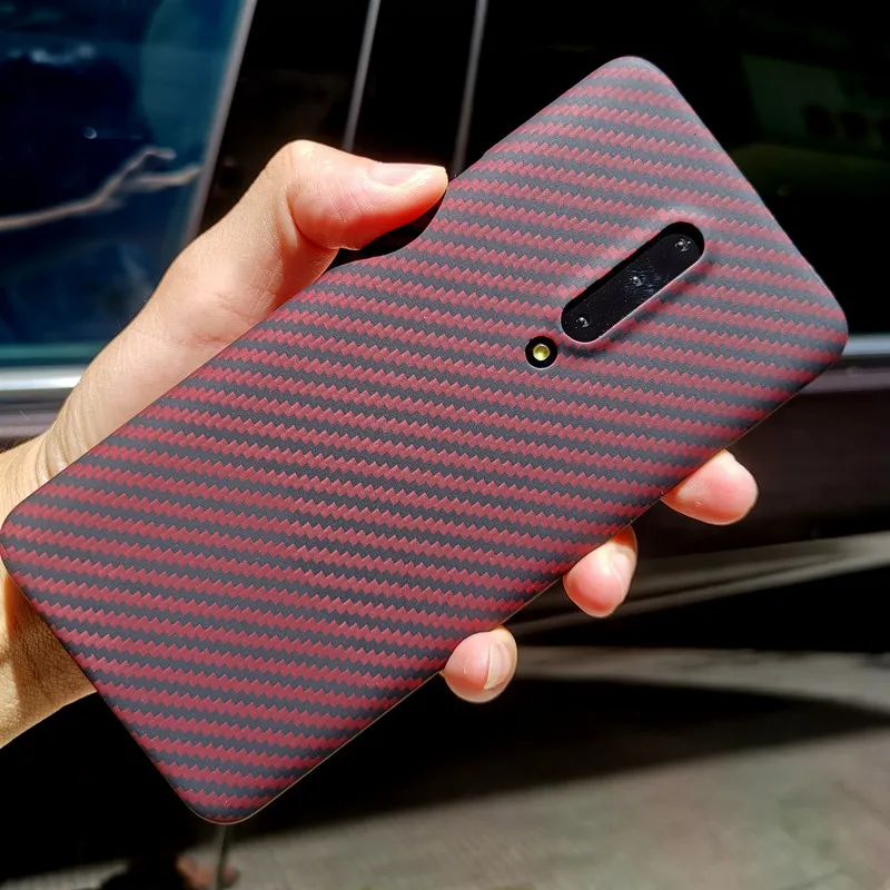 Aramid fiber Back Cover For OnePlus 7 Pro Protective Case 7T carbon Cases and covers Nylon bumper Official Design
Aramid fiber Back Cover For OnePlus 7 Pro Protective Case 7T carbon Cases and covers Nylon bumper Official Design