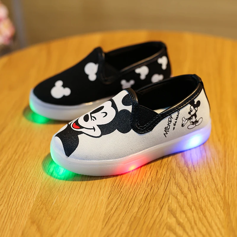 Kids Shoes With LED Light Girls Princess Sneakers Spring/Autumn Fashion Boys Mickey Breathable Shoes Children Cute Soft Shoes
Kids Shoes With LED Light Girls Princess Sneakers Spring/Autumn Fashion Boys Mickey Breathable Shoes Children Cute Soft Shoes