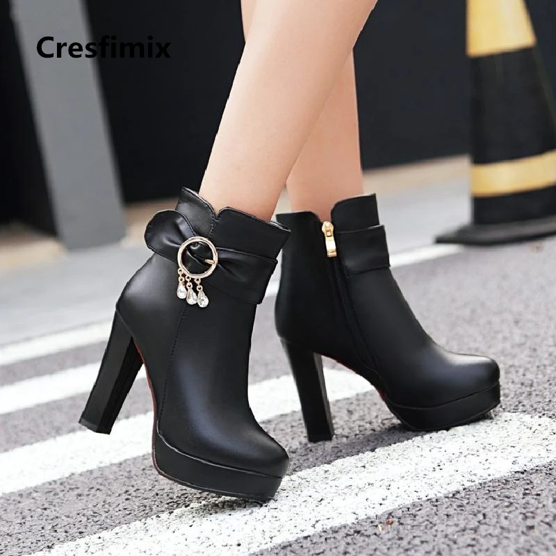 Cresfimix women casual street boots botas femininas lady autumn & winter warm mid calf boots female high heel leather boot a2306
Cresfimix women casual street boots botas femininas lady autumn & winter warm mid calf boots female high heel leather boot a2306
