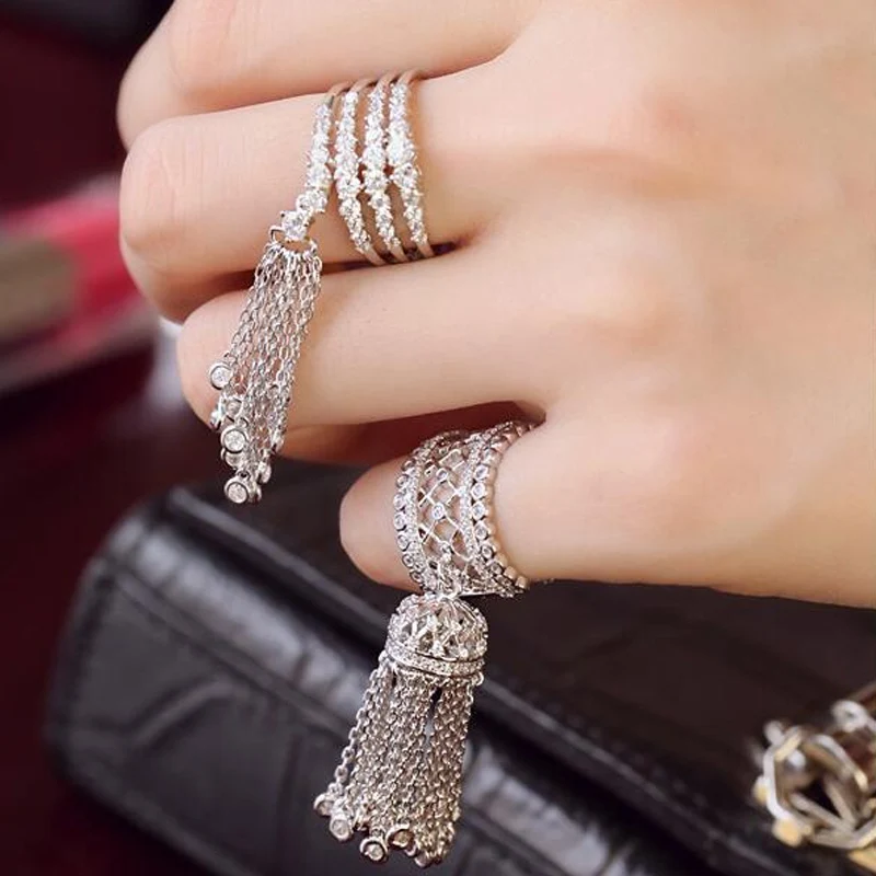Monaco women fashion Crystal zircon Carved hollow tassel Rings adjustable crown ring wedding jewelry for girl
Monaco women fashion Crystal zircon Carved hollow tassel Rings adjustable crown ring wedding jewelry for girl