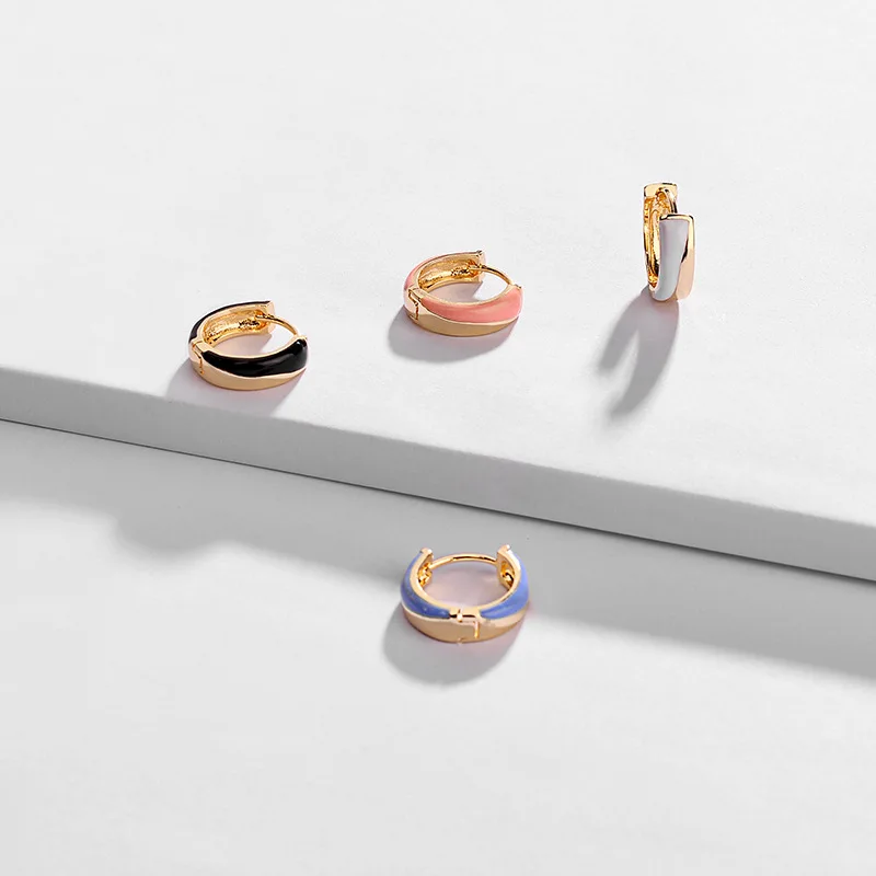 ZWPON Mini Enamel Circle HUGGIE Hoop Earrings for Women Fashion Statement Korean Earrings Mother's Day Gifts Wholesale
ZWPON Mini Enamel Circle HUGGIE Hoop Earrings for Women Fashion Statement Korean Earrings Mother's Day Gifts Wholesale