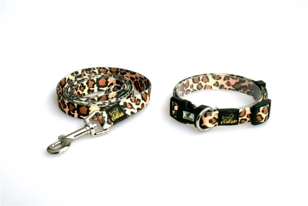 2014 fashion leopard dog collar nylon pet collars leash for chihuahua poodle S/M/XL size for puppy dog collar led free shipping 
2014 fashion leopard dog collar nylon pet collars leash for chihuahua poodle S/M/XL size for puppy dog collar led free shipping