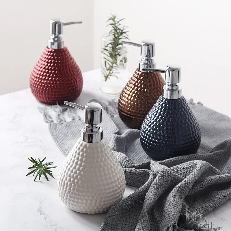 560ml Large capacity ceramic plating bathroom hand Sanitizer bottle pressing type empty bottle lotion bottle washing equipment
560ml Large capacity ceramic plating bathroom hand Sanitizer bottle pressing type empty bottle lotion bottle washing equipment