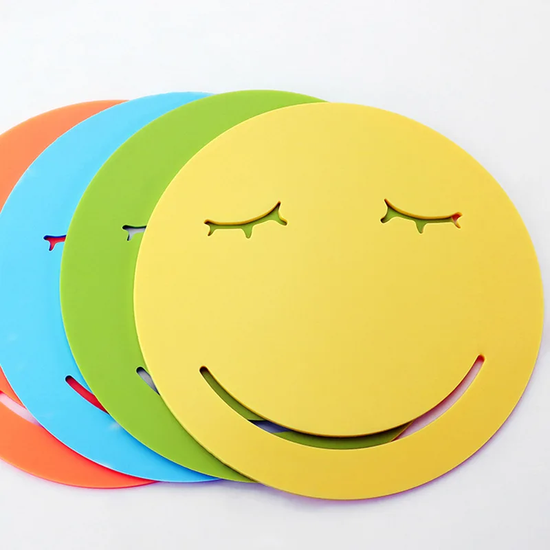4pcs CartoonTrivet Mat Multipurpose Silicone Drying Mat Silicone Pot Holders Hot Pads Silicone Heat Resistant Coasters
4pcs CartoonTrivet Mat Multipurpose Silicone Drying Mat Silicone Pot Holders Hot Pads Silicone Heat Resistant Coasters