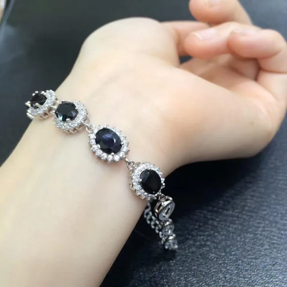 2017 New Qi Xuan_Free Mail Dark Blue Stone Elegant Bracelets_S925 Solid Silver Fashion Bracelets_Manufacturer Directly Sales
2017 New Qi Xuan_Free Mail Dark Blue Stone Elegant Bracelets_S925 Solid Silver Fashion Bracelets_Manufacturer Directly Sales