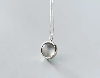 Real. 925 Sterling Silver Jewelry Circle Round Natural Grey Moonstone Stone Pendant Necklace Lady's gift GTLX1332
Real. 925 Sterling Silver Jewelry Circle Round Natural Grey Moonstone Stone Pendant Necklace Lady's gift GTLX1332