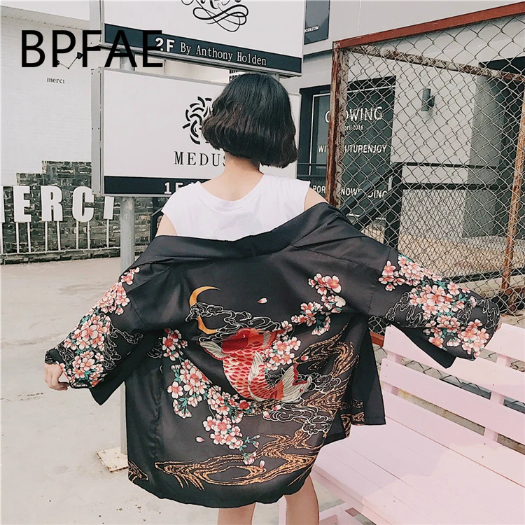 2018 New Arrival Harajuku Japanese Kimono Women Sun Clothing Japanese Traditional Shirt Multiple Floral Plus Size Cardigan Kimon
2018 New Arrival Harajuku Japanese Kimono Women Sun Clothing Japanese Traditional Shirt Multiple Floral Plus Size Cardigan Kimon