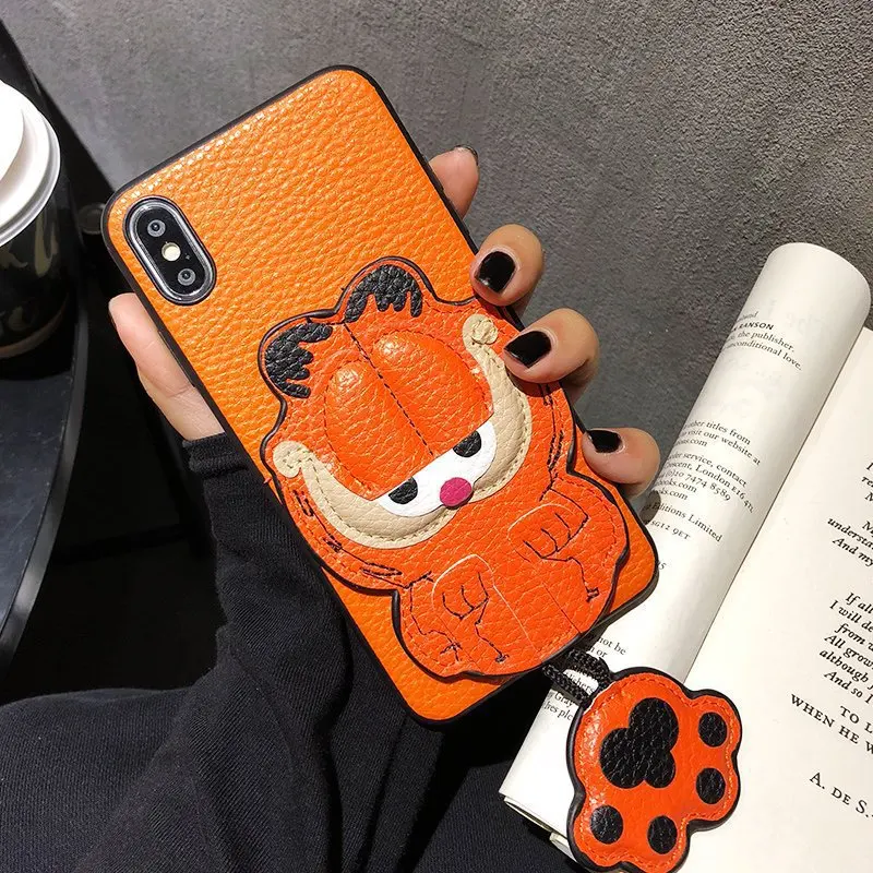 For Iphone 7 Plus Xs X XR Xs Max 8 Plus Embroidered Leather Acrylic Mobile Cover Leather Cartoon Garfield Cat and Dog Phone Case
For Iphone 7 Plus Xs X XR Xs Max 8 Plus Embroidered Leather Acrylic Mobile Cover Leather Cartoon Garfield Cat and Dog Phone Case