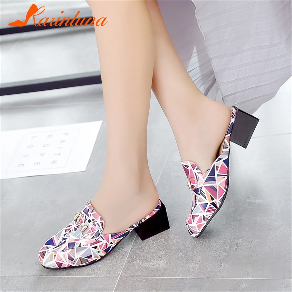 KARINLUNA New Arrivals Plus Size 32-48 Summer Pumps Mules Woman Shoes Square Heels Slip On Hot Mules Shoes Woman Pumps
KARINLUNA New Arrivals Plus Size 32-48 Summer Pumps Mules Woman Shoes Square Heels Slip On Hot Mules Shoes Woman Pumps