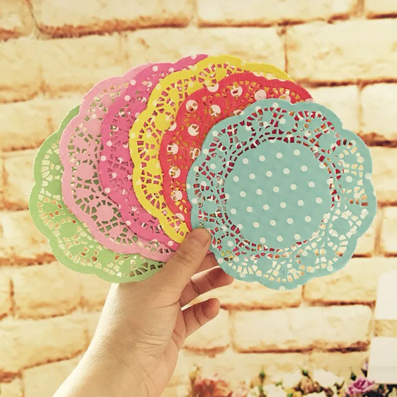 150pcs Creative Vintage Napkin Romantic Hollowed Lace Paper Doilies Cake Holder Crafts Paper Doyleys for Wedding Decoration
150pcs Creative Vintage Napkin Romantic Hollowed Lace Paper Doilies Cake Holder Crafts Paper Doyleys for Wedding Decoration