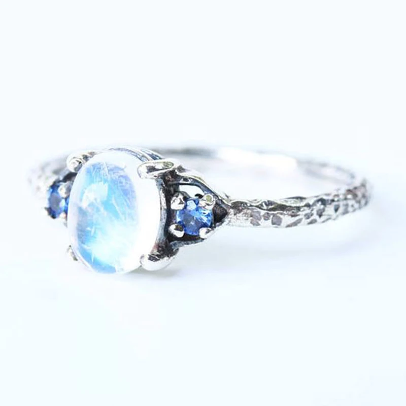 Vintage White Moonstone Antique Silver Ring Crystal Female Anniversary Wedding Retro Jewelry Bague Femme Anillos Mujer O1Q917
Vintage White Moonstone Antique Silver Ring Crystal Female Anniversary Wedding Retro Jewelry Bague Femme Anillos Mujer O1Q917