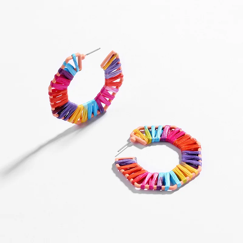 OSHUER Bohemia colorful Hoop Earrings For Women Vintage Golden Statement Jewelry Triangle Colorful Charm Earrings female
OSHUER Bohemia colorful Hoop Earrings For Women Vintage Golden Statement Jewelry Triangle Colorful Charm Earrings female