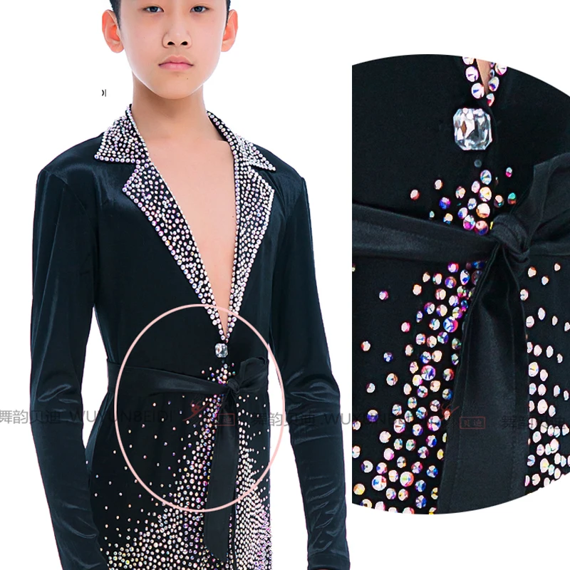 Standard Boys Ballroom Latin Dance Tops Rhinestone Long Sleeve Children Cha Cha Latino Stage Competition Shirt Dancewear DL4053
Standard Boys Ballroom Latin Dance Tops Rhinestone Long Sleeve Children Cha Cha Latino Stage Competition Shirt Dancewear DL4053