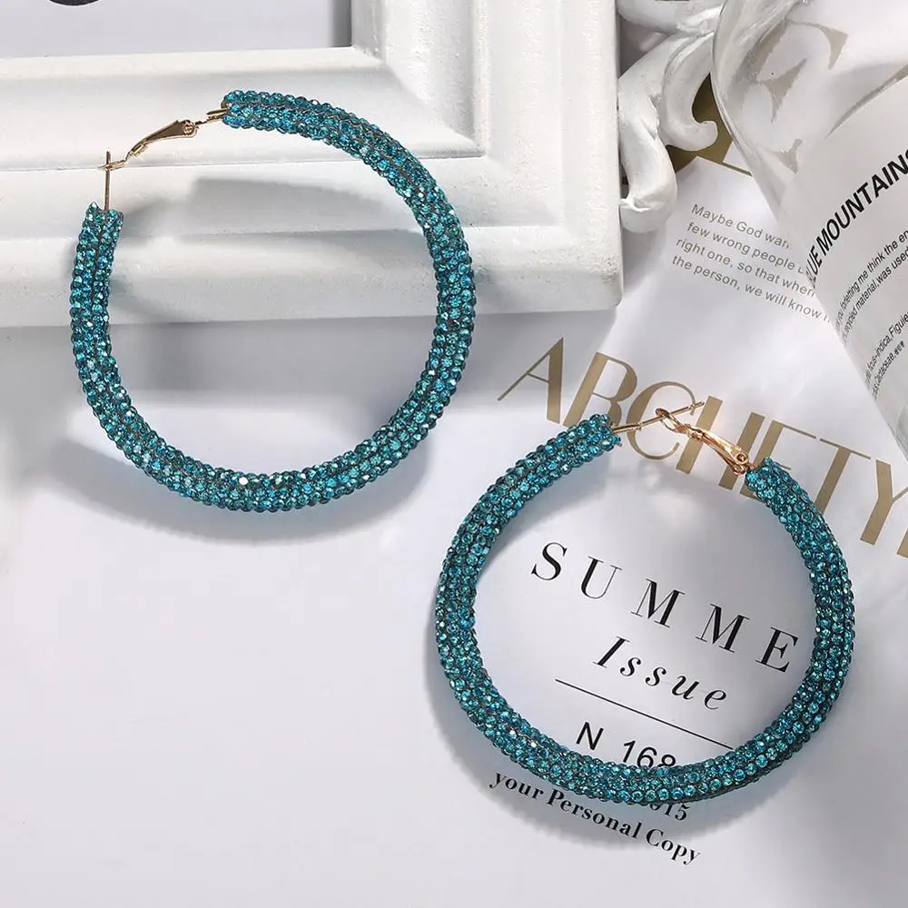 2019 New Rhinestone Glass Round Stud Earrings for Women Suitable Hyperbole Colorful Fashion Earring Charm Trendy Bohemian Style
2019 New Rhinestone Glass Round Stud Earrings for Women Suitable Hyperbole Colorful Fashion Earring Charm Trendy Bohemian Style