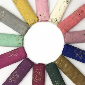 2018 Winter Gold Rhinestone Square Scarves Cotton Viscose Hijabs For Women Casual Muslim Head Scarf Shawl 100x100cm 
2018 Winter Gold Rhinestone Square Scarves Cotton Viscose Hijabs For Women Casual Muslim Head Scarf Shawl 100x100cm
