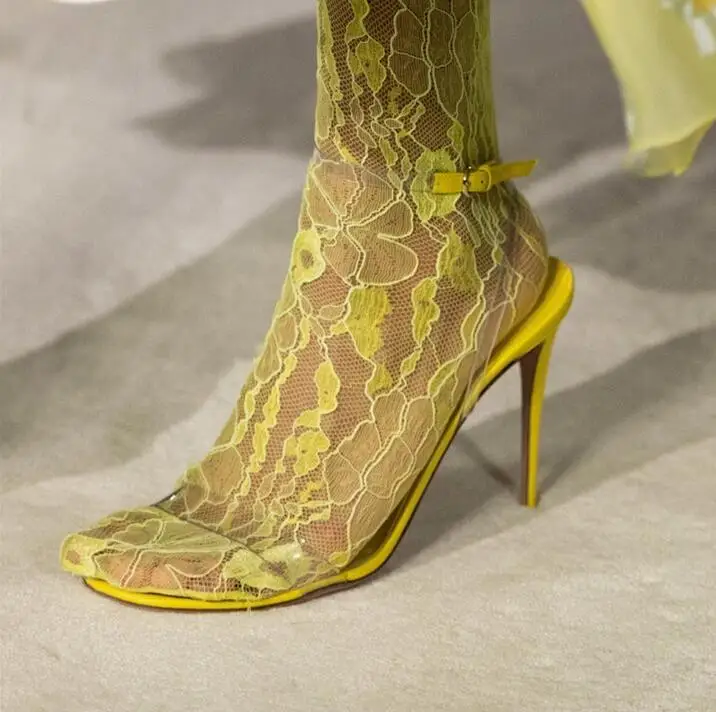 Sexy Red Yellow White Leather Clear PVC Strap Women Sandals Peep toe Hollow Thin Heels Dress Shoes Cut-out Gladiator Sandals
Sexy Red Yellow White Leather Clear PVC Strap Women Sandals Peep toe Hollow Thin Heels Dress Shoes Cut-out Gladiator Sandals