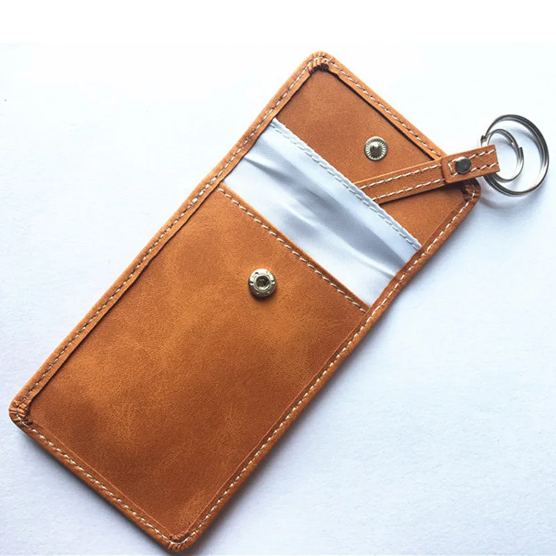 Faraday PU Leather Car Key Bag RFID Signal Blocker Case FOB Shielding Pouch Portable ID Card Bags Organizer Keys Wallet DK0519
Faraday PU Leather Car Key Bag RFID Signal Blocker Case FOB Shielding Pouch Portable ID Card Bags Organizer Keys Wallet DK0519