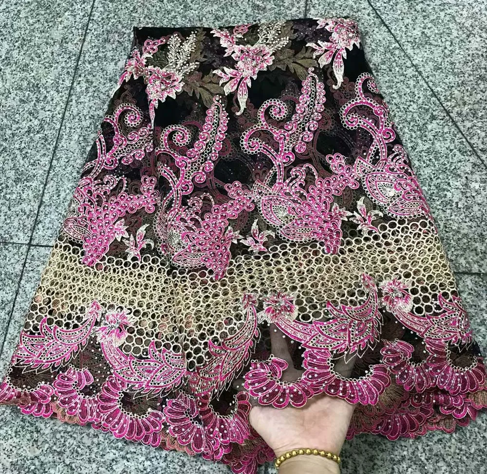 2018 Hot Sale Nigerian Laces Fabrics High Quality Tulle African Laces Fabric For Wedding African French Net Lace
2018 Hot Sale Nigerian Laces Fabrics High Quality Tulle African Laces Fabric For Wedding African French Net Lace