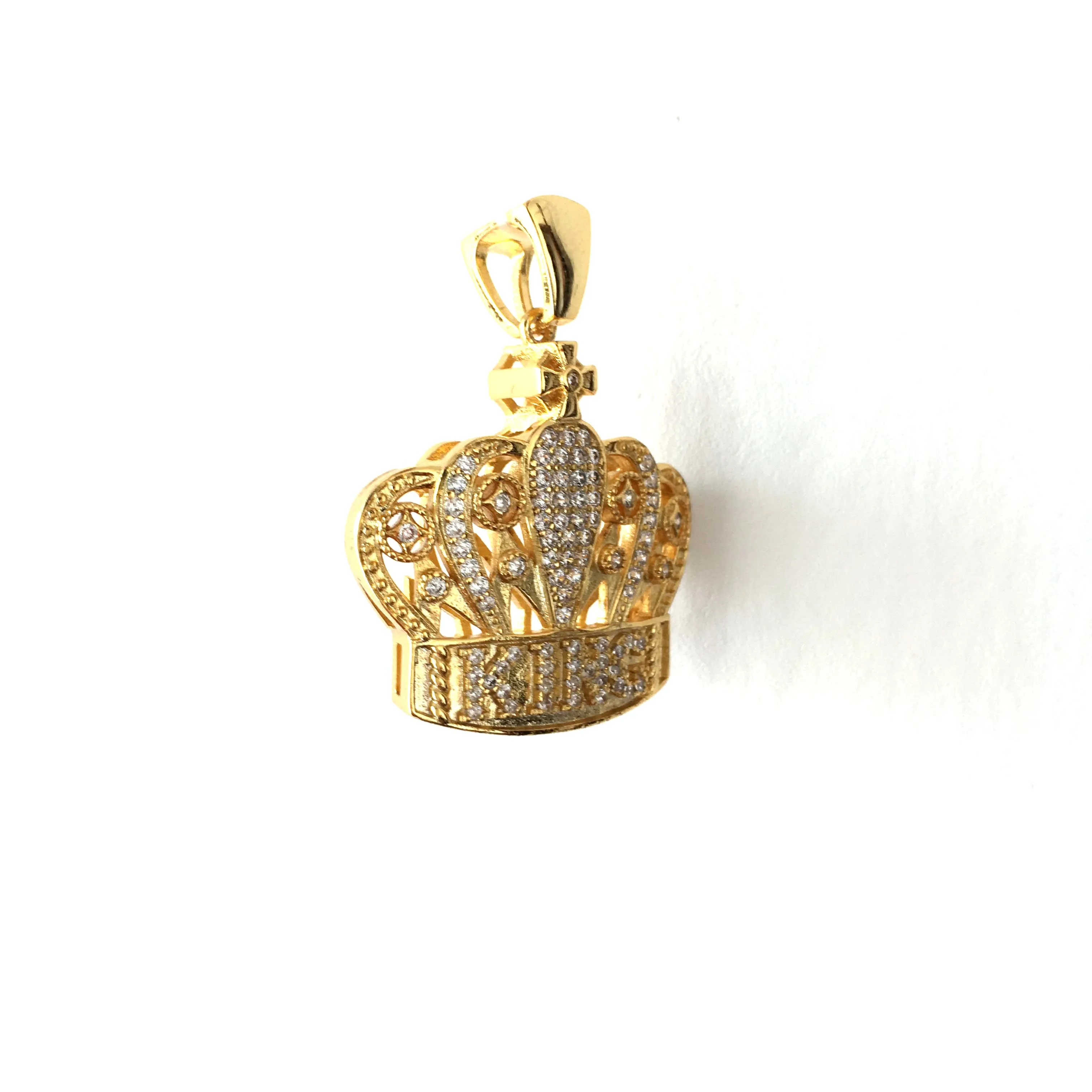 

New design gold plating iced out crown pendant