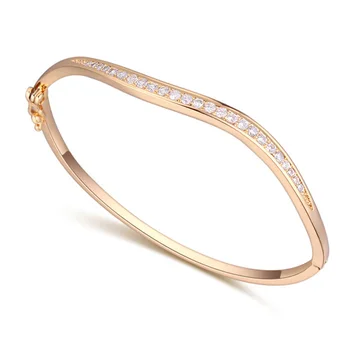 New design gold-color bracelets Bangles Made with Czech crystals for Valentine's Day gift
New design gold-color bracelets Bangles Made with Czech crystals for Valentine's Day gift