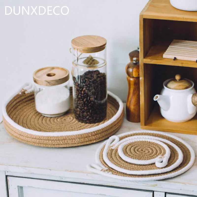 DUNXDECO Table Placemat Pot Cup Mat Set Hot Insulation Round Cotton Thread Basket Set Dinner Desk Kitchen Decoration
DUNXDECO Table Placemat Pot Cup Mat Set Hot Insulation Round Cotton Thread Basket Set Dinner Desk Kitchen Decoration
