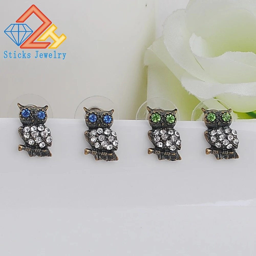 Korean Fashion Shinny Crystal Animal OWL Ear Stud Earrings
Korean Fashion Shinny Crystal Animal OWL Ear Stud Earrings