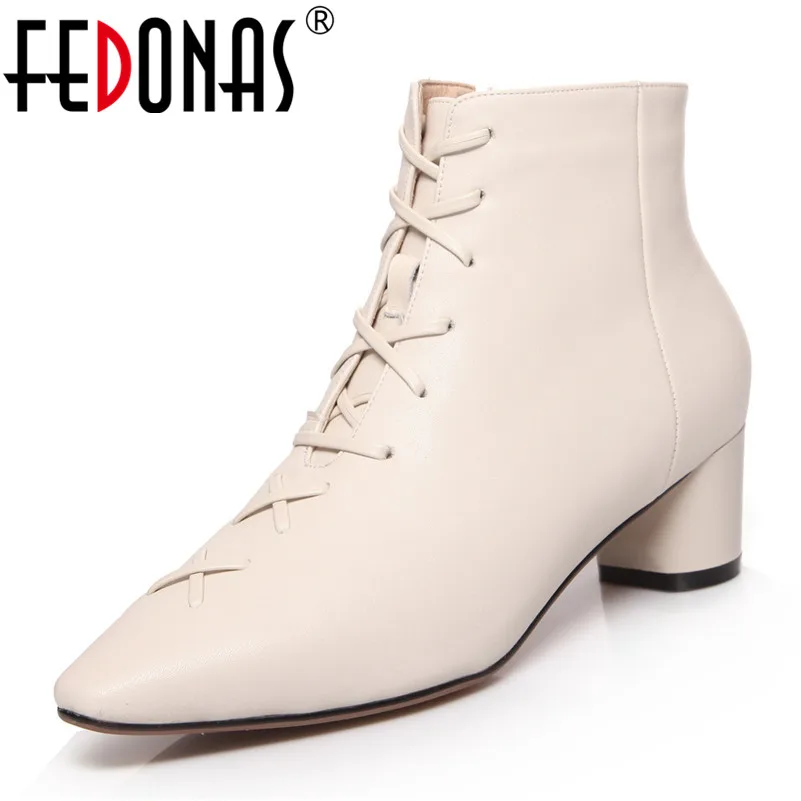 FEDONAS 2020 Autumn Winter Warm Genuine Leather Women Ankle Boots Side Zipper High Heels Elegant Chelsea Boots Party Shoes Woman
FEDONAS 2020 Autumn Winter Warm Genuine Leather Women Ankle Boots Side Zipper High Heels Elegant Chelsea Boots Party Shoes Woman
