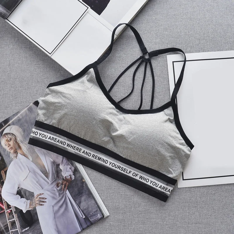 Women Letter Bras Tops Print pad Tube Tops Elastic Cropped Bra Backless Strap Wearing Fitness Underwear Ladies White Black
Women Letter Bras Tops Print pad Tube Tops Elastic Cropped Bra Backless Strap Wearing Fitness Underwear Ladies White Black