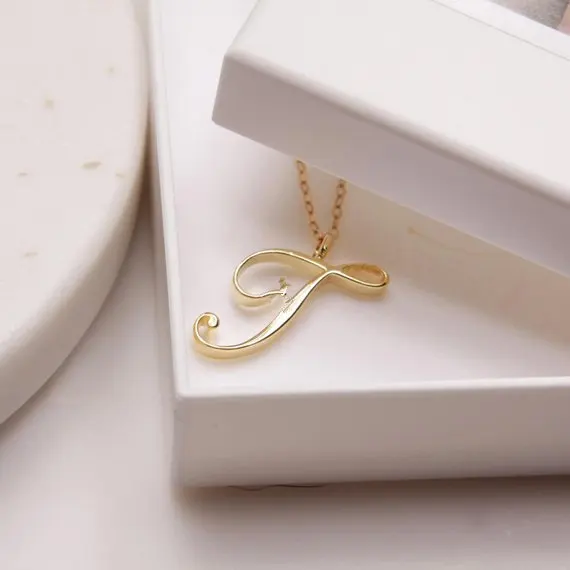 Small letter Label Simple Initial Logo alphabet T Necklace Fashion Symbol English Initials Letters Charm Pendant Jewelry
Small letter Label Simple Initial Logo alphabet T Necklace Fashion Symbol English Initials Letters Charm Pendant Jewelry