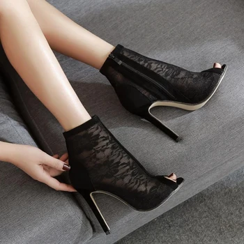 Vogue Peep Toe Gladiator High Heel Sandals Women Lace Embroider Sexy High Heel Women Pumps Summer Shoes Women SWC0072
Vogue Peep Toe Gladiator High Heel Sandals Women Lace Embroider Sexy High Heel Women Pumps Summer Shoes Women SWC0072
