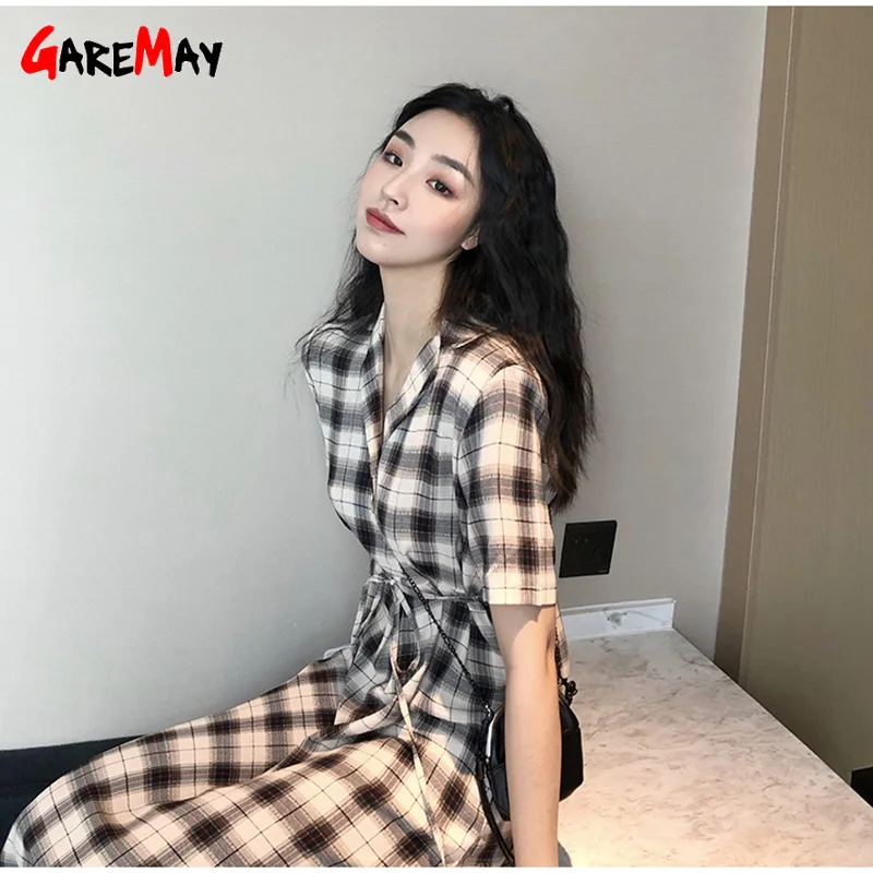 V-neck A-line plaid dress vintage short sleeve casual loose long dress summer lace up midi dresses Female elegant
V-neck A-line plaid dress vintage short sleeve casual loose long dress summer lace up midi dresses Female elegant