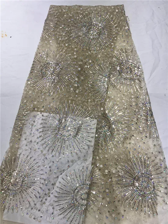 Latest Style Wedding Lace Fabric 2019 Fashion African Lace Fabric Tulle With Sequins African French Lace Fabric High Quality
Latest Style Wedding Lace Fabric 2019 Fashion African Lace Fabric Tulle With Sequins African French Lace Fabric High Quality