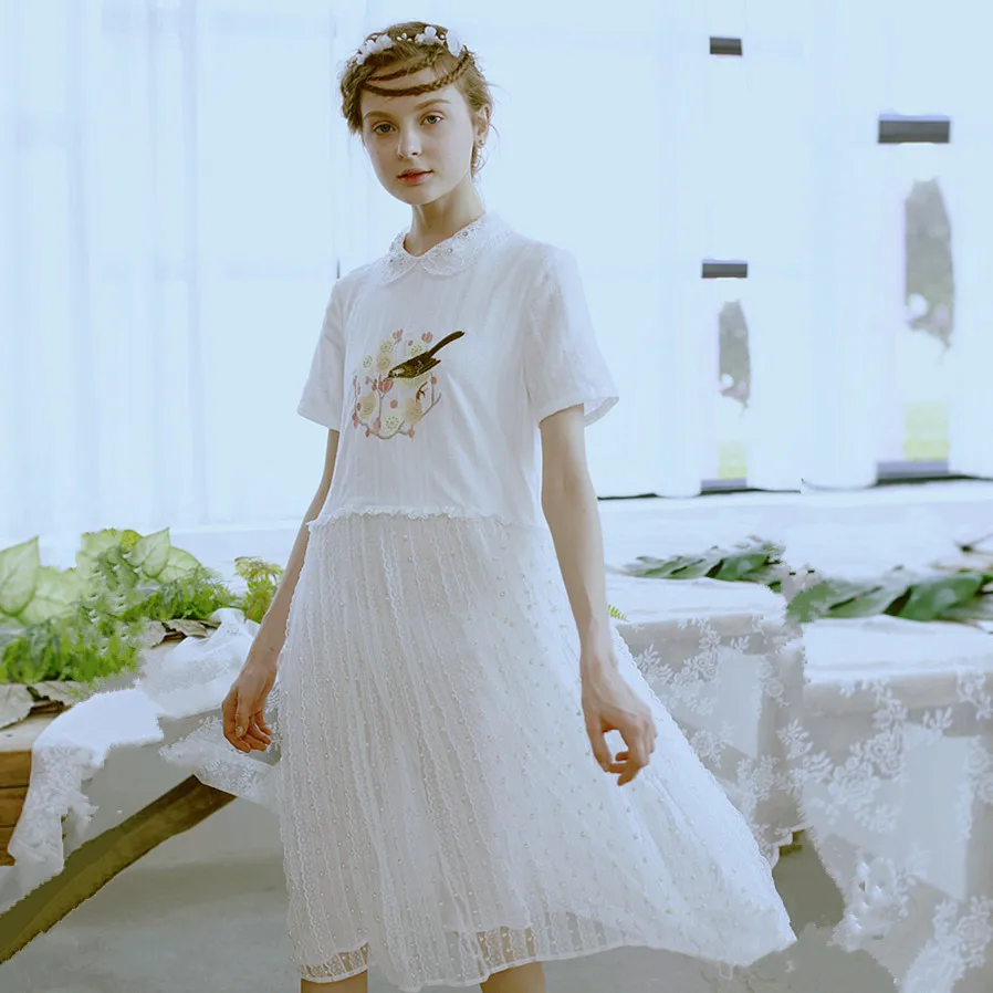 LYNETTE'S CHINOISERIE Embroidery double layer organza embroidery turn-down collar pleated beading lace one-piece dress
LYNETTE'S CHINOISERIE Embroidery double layer organza embroidery turn-down collar pleated beading lace one-piece dress