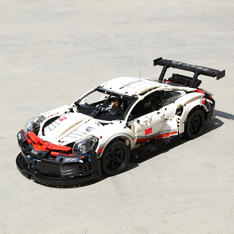 1580pcs 1:10 Model Super Sports Racing Car Model & Building Blocks Technic City Racer Educational Toys Boy Birthday Gift
1580pcs 1:10 Model Super Sports Racing Car Model & Building Blocks Technic City Racer Educational Toys Boy Birthday Gift