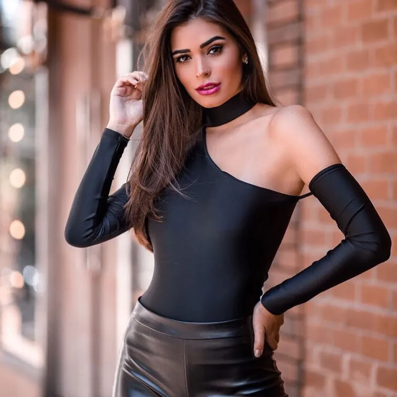 2019 Spring New Open Shoulder Hanging Neck Women Sexy Tops Halter Fashion Solid Irregular Collar Long Sleeve Casual T-Shirt
2019 Spring New Open Shoulder Hanging Neck Women Sexy Tops Halter Fashion Solid Irregular Collar Long Sleeve Casual T-Shirt