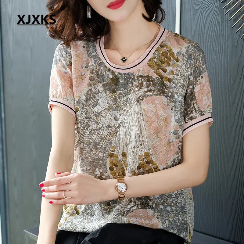 XJXKS Loose large size high quality printed women's short-sleeved T-shirt 2019 summer new high-end 100% silk women's T-shirt
XJXKS Loose large size high quality printed women's short-sleeved T-shirt 2019 summer new high-end 100% silk women's T-shirt