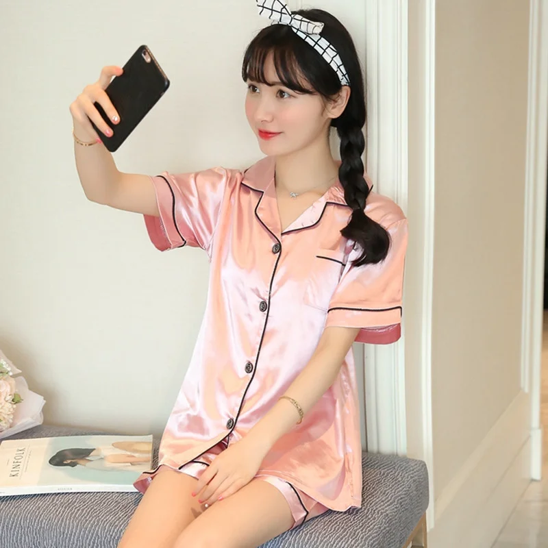 Two Piece Pijamas Womens Short Sleeve Silk Satin Pajamas Sets Summer Sleepwear Sexy Nightwear Women Pink Pyjamas Plus Size M-5XL
Two Piece Pijamas Womens Short Sleeve Silk Satin Pajamas Sets Summer Sleepwear Sexy Nightwear Women Pink Pyjamas Plus Size M-5XL