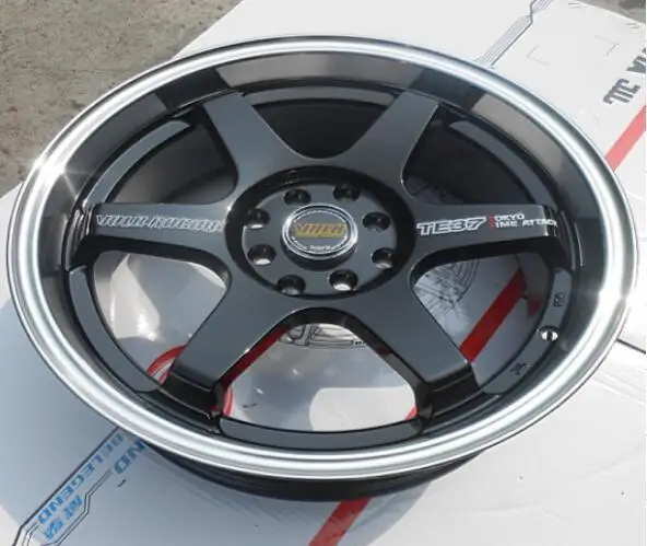 TE37 18 inch 4x100 4x114.3 5x100 5x105 5x108 5x112 5x114.3 5x120 Car Aluminum Alloy Wheel Rims for Honda Audi VW
TE37 18 inch 4x100 4x114.3 5x100 5x105 5x108 5x112 5x114.3 5x120 Car Aluminum Alloy Wheel Rims for Honda Audi VW