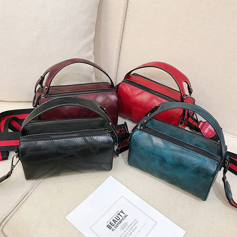 Leader Show Women Messenger Bag Fashion PU Leather Handbag Retro Shoulder Bags Ladies ToteSatchel Purses and Handbags Bolsas
Leader Show Women Messenger Bag Fashion PU Leather Handbag Retro Shoulder Bags Ladies ToteSatchel Purses and Handbags Bolsas