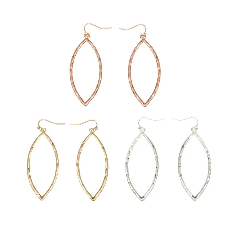 Polished Hammered Metallic Oval Hollow Drops Statement Earrings for Women Simple Design Metallic Teardrop Earrings
Polished Hammered Metallic Oval Hollow Drops Statement Earrings for Women Simple Design Metallic Teardrop Earrings