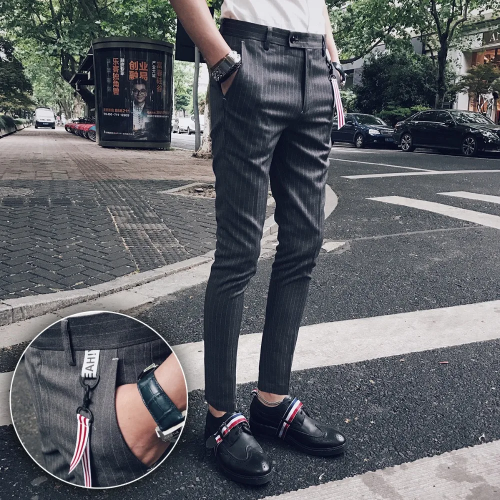Autumn and winter Korean casual pants men Slim trend feet pants striped trousers social guy pants men's trousers
Autumn and winter Korean casual pants men Slim trend feet pants striped trousers social guy pants men's trousers