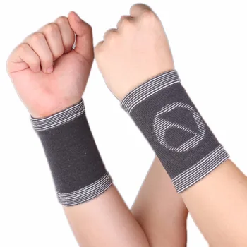 1 Pair Bamboo Charcoal Wrist Sleeve Support Band Brace Bandage Athlete Sports Basketball Protection - Gray A31
1 Pair Bamboo Charcoal Wrist Sleeve Support Band Brace Bandage Athlete Sports Basketball Protection - Gray A31