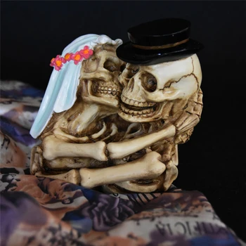 Resin Craft Lovers Skull Statues For Decoration Couple Skull Sculpture Creative Skull Figurines Home Decoration Accessories
Resin Craft Lovers Skull Statues For Decoration Couple Skull Sculpture Creative Skull Figurines Home Decoration Accessories