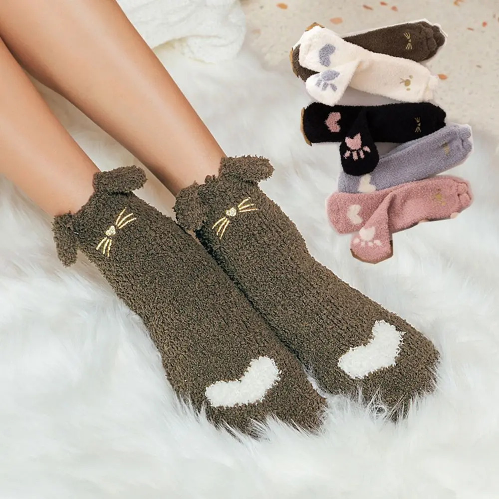 Cartoon Embroidery Kitty Beard Cute Fluffy Ears Woman Japanese Harajuku Socks Winter Thickening Coral Velvet Floor Socks Female
Cartoon Embroidery Kitty Beard Cute Fluffy Ears Woman Japanese Harajuku Socks Winter Thickening Coral Velvet Floor Socks Female