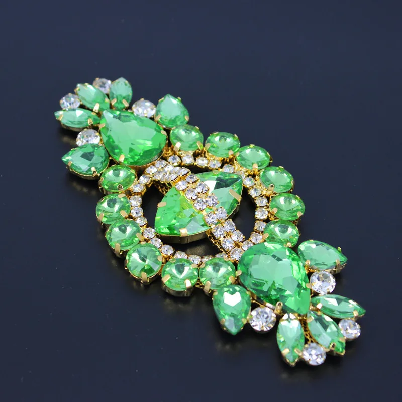 12*5.8cm Bridal headband Rhinestone Applique for wedidng dress bag decorations Gold Wedding sash belt green Rhinestone appliques
12*5.8cm Bridal headband Rhinestone Applique for wedidng dress bag decorations Gold Wedding sash belt green Rhinestone appliques