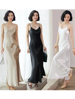Women long 130cm silk satin slip dress Spring and summer strap sleeveless V neck sexy bottom skirt a line large hem Beach Dress
Women long 130cm silk satin slip dress Spring and summer strap sleeveless V neck sexy bottom skirt a line large hem Beach Dress