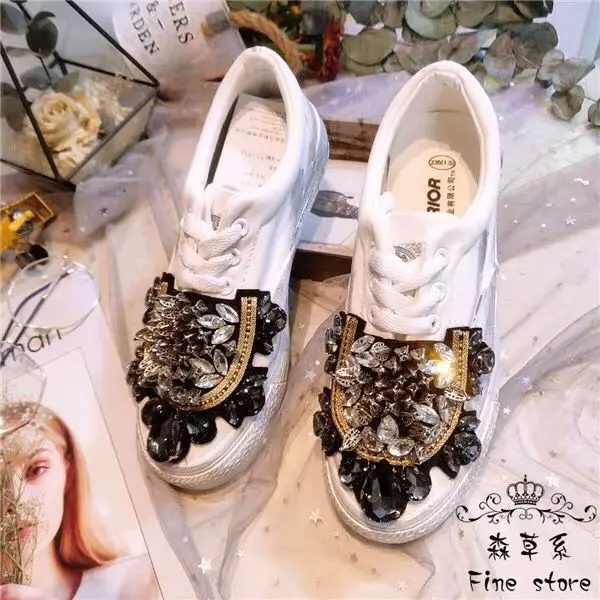 The latest high-quality women's shoes in Europe in 2019, free delivery, the most comfortable women's shoes
The latest high-quality women's shoes in Europe in 2019, free delivery, the most comfortable women's shoes